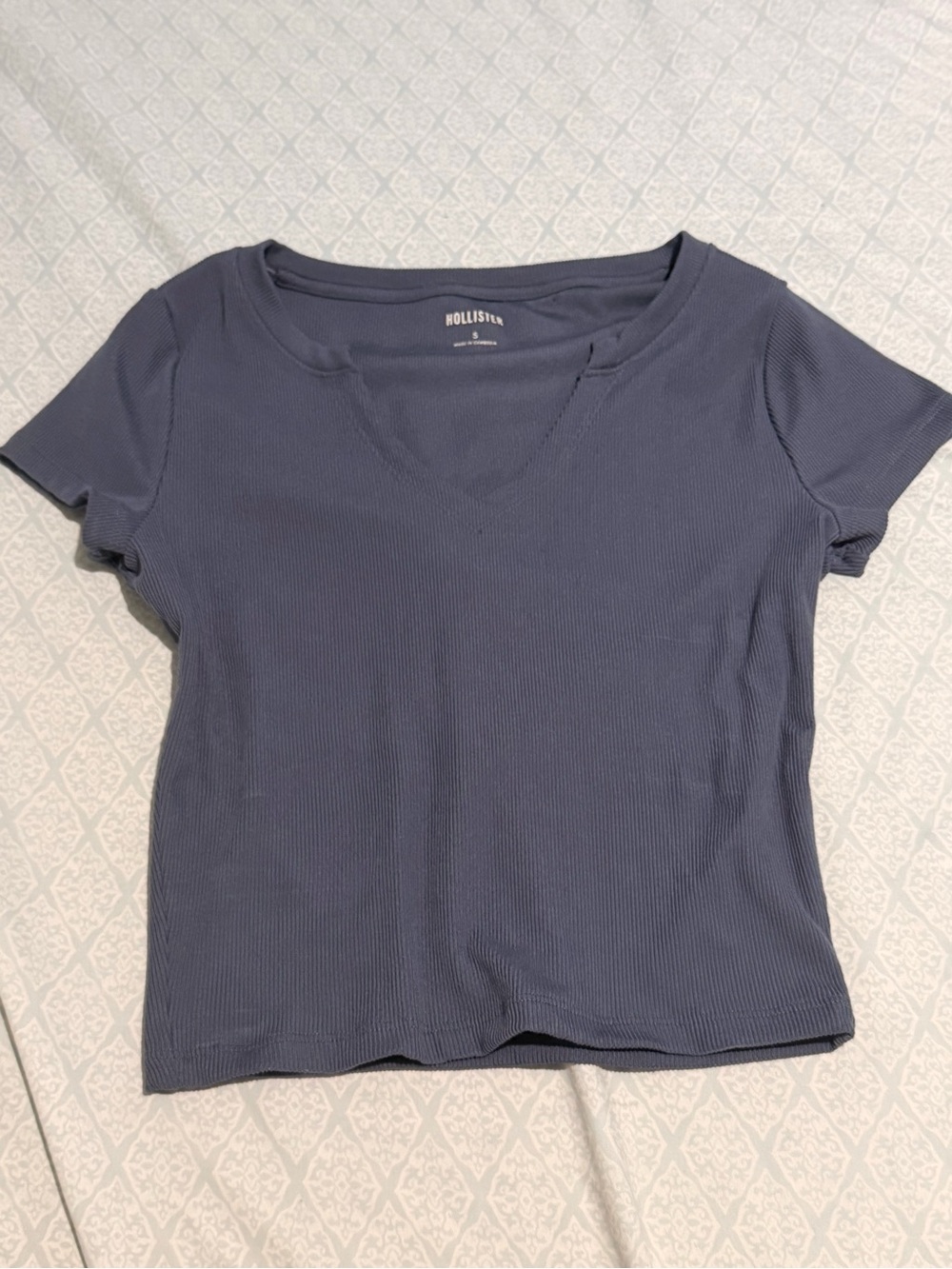 Hollister blue v-neck crop top